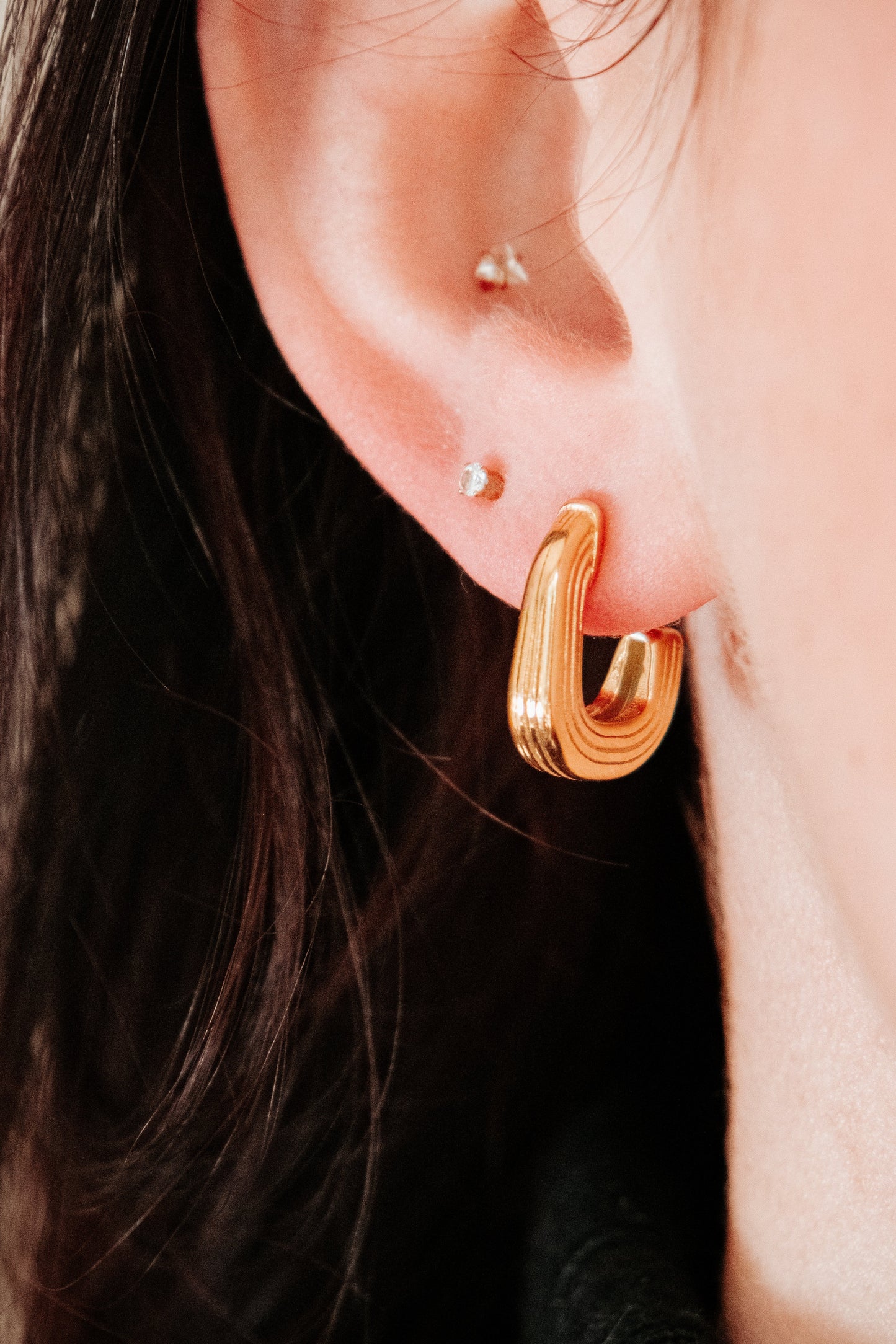 Lola Hoops