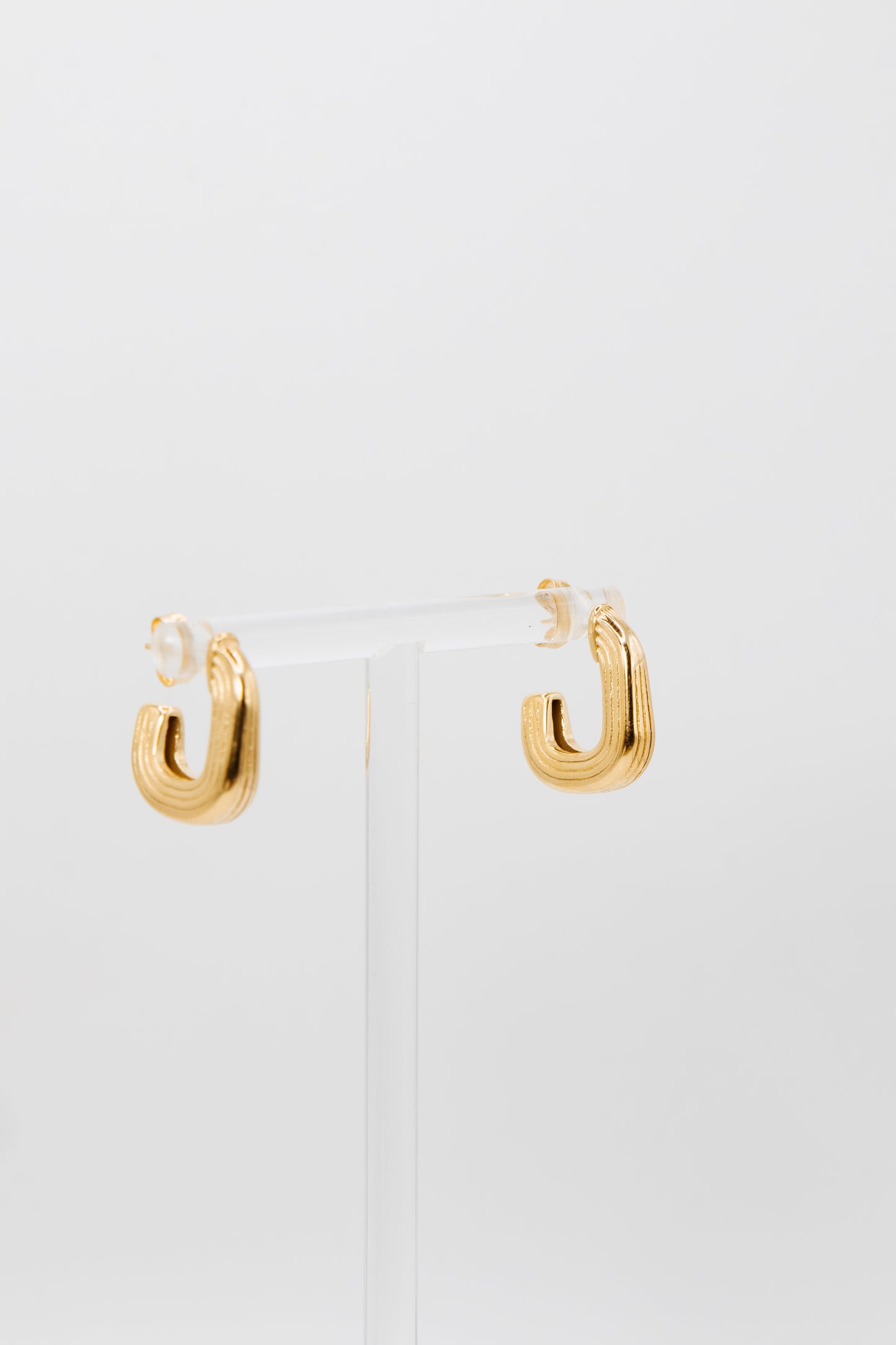 Lola Hoops