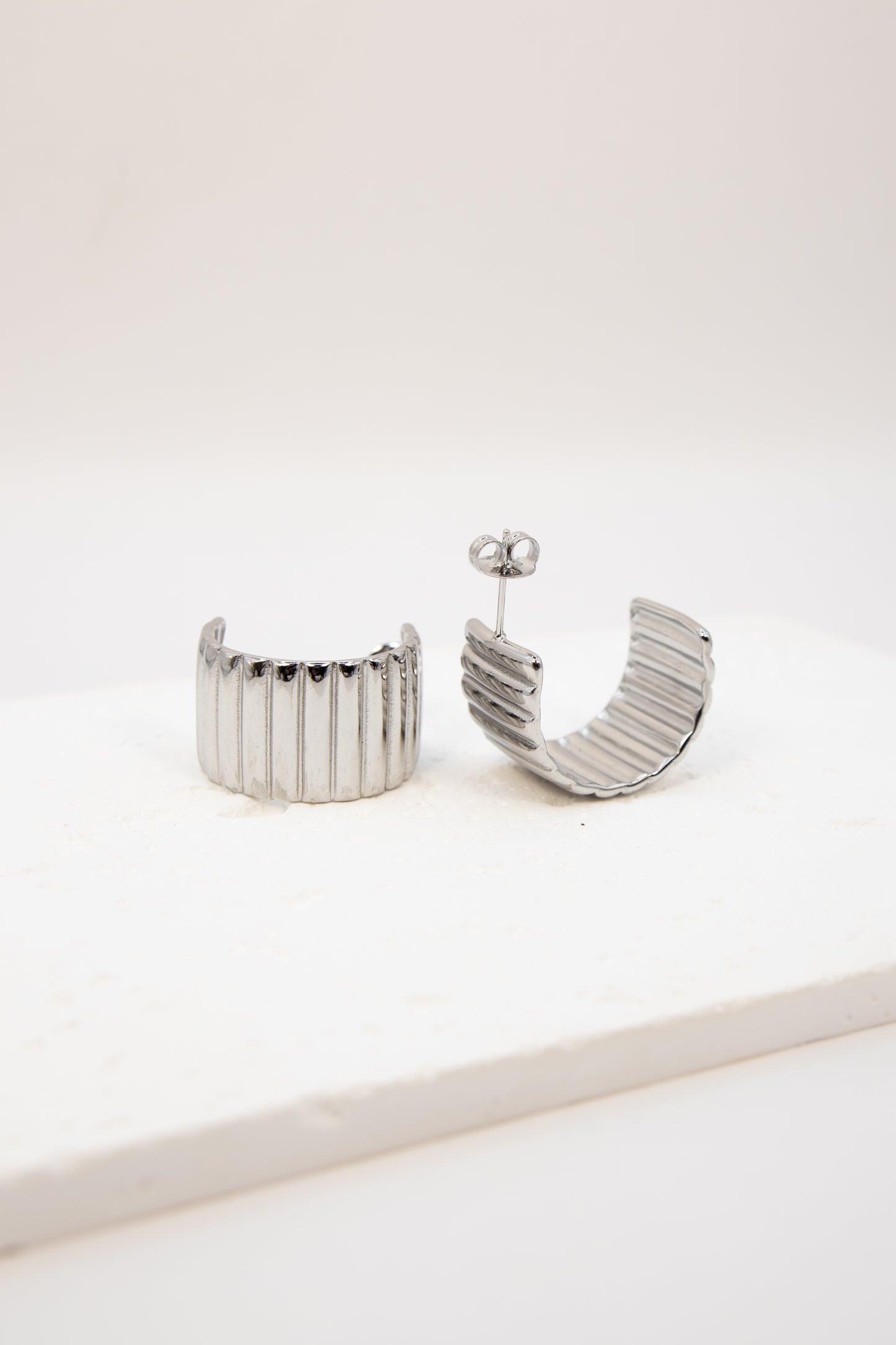 Ribbed Hoops
