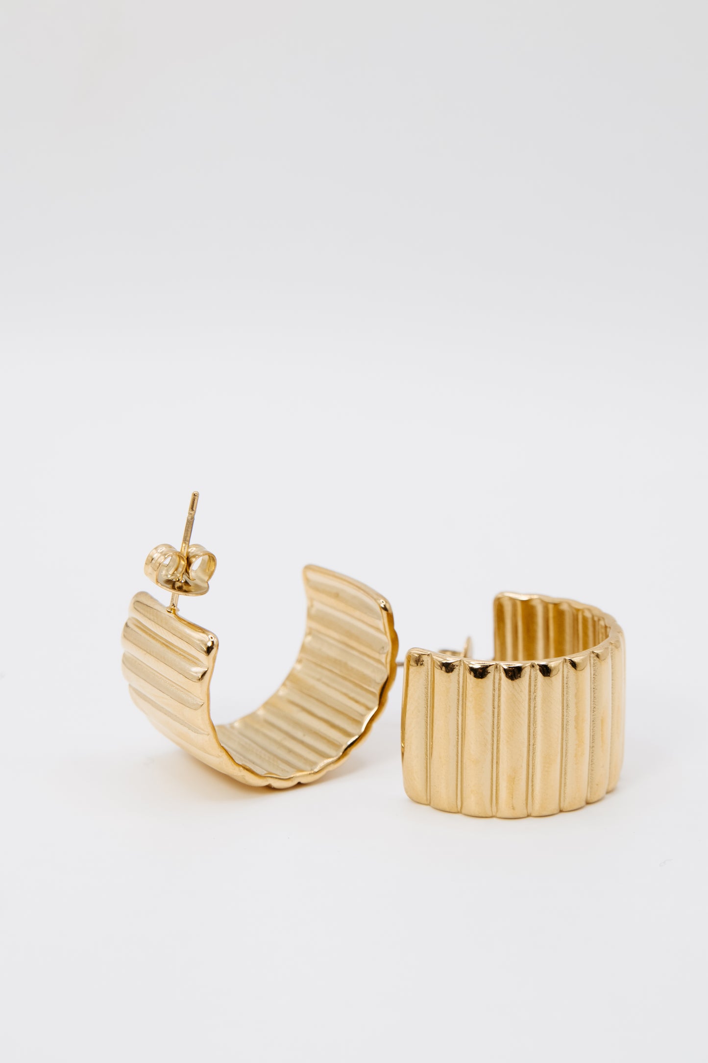 Ribbed Hoops