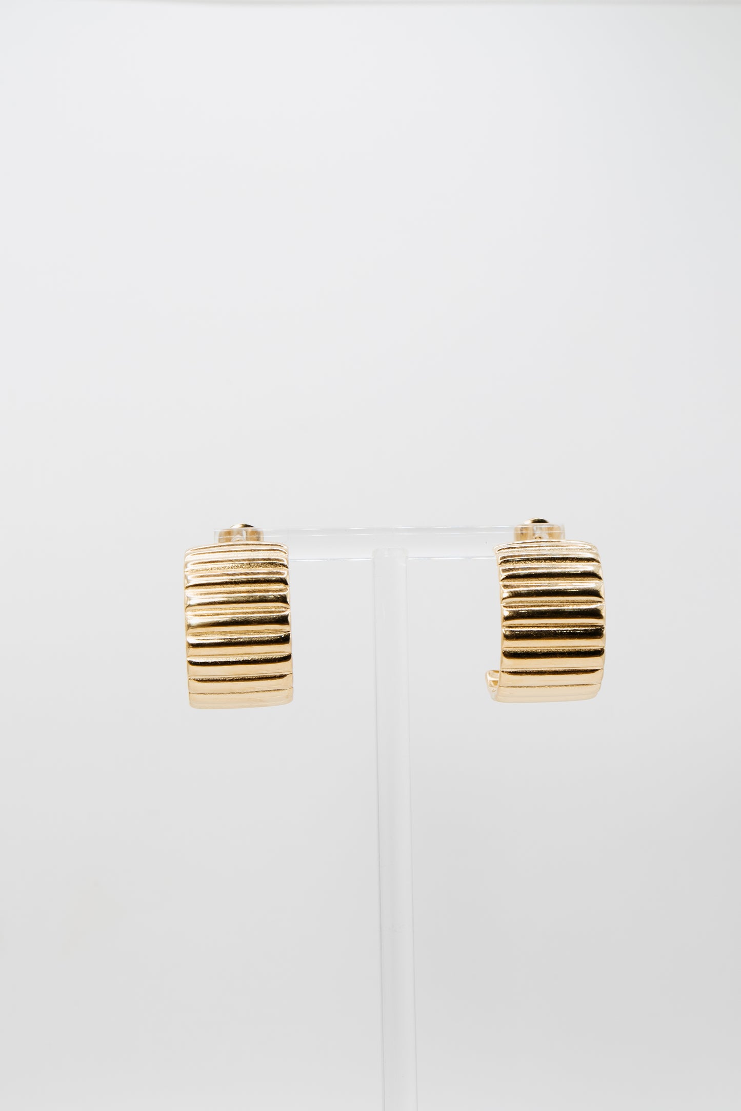 Ribbed Hoops