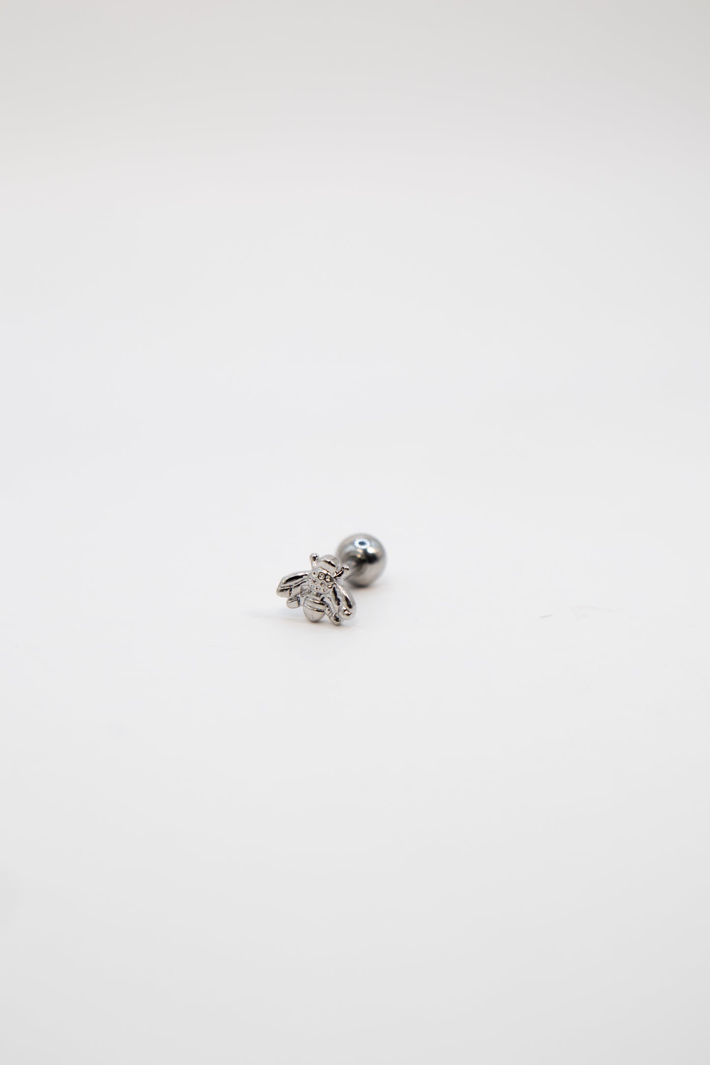 Bee Flat Back Stud