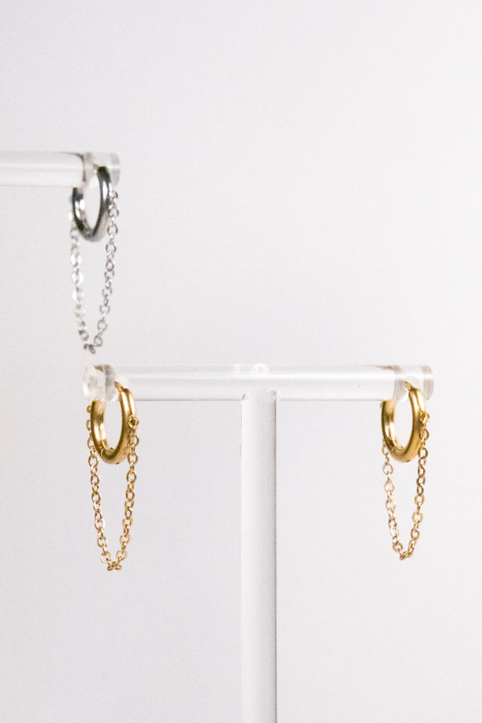 Chain Huggies