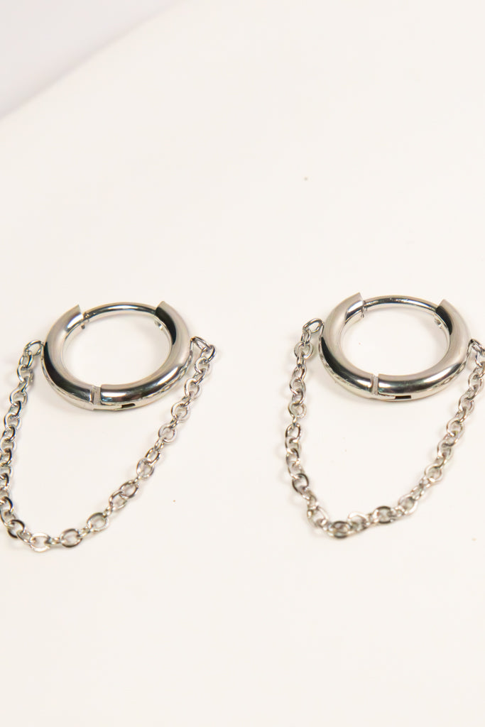 Chain Huggies