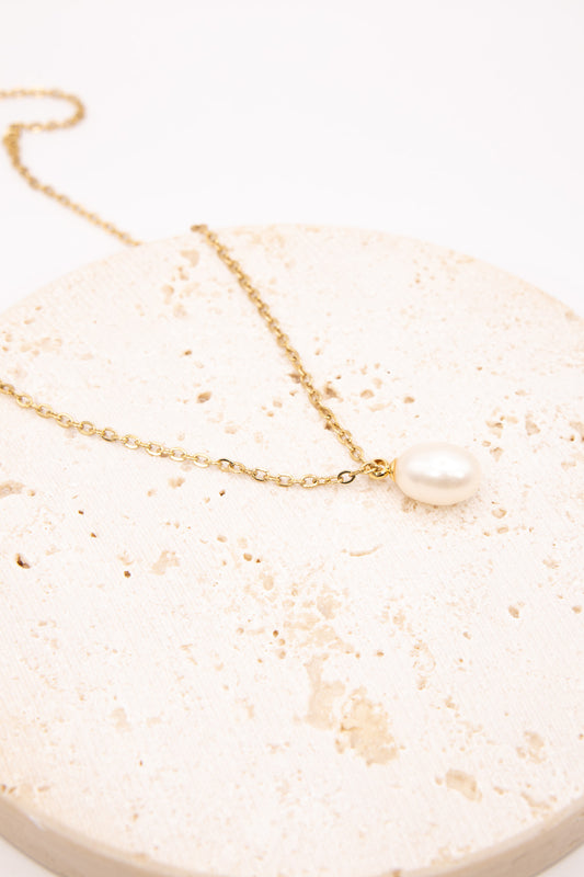 Classic Freshwater Pearl Necklace