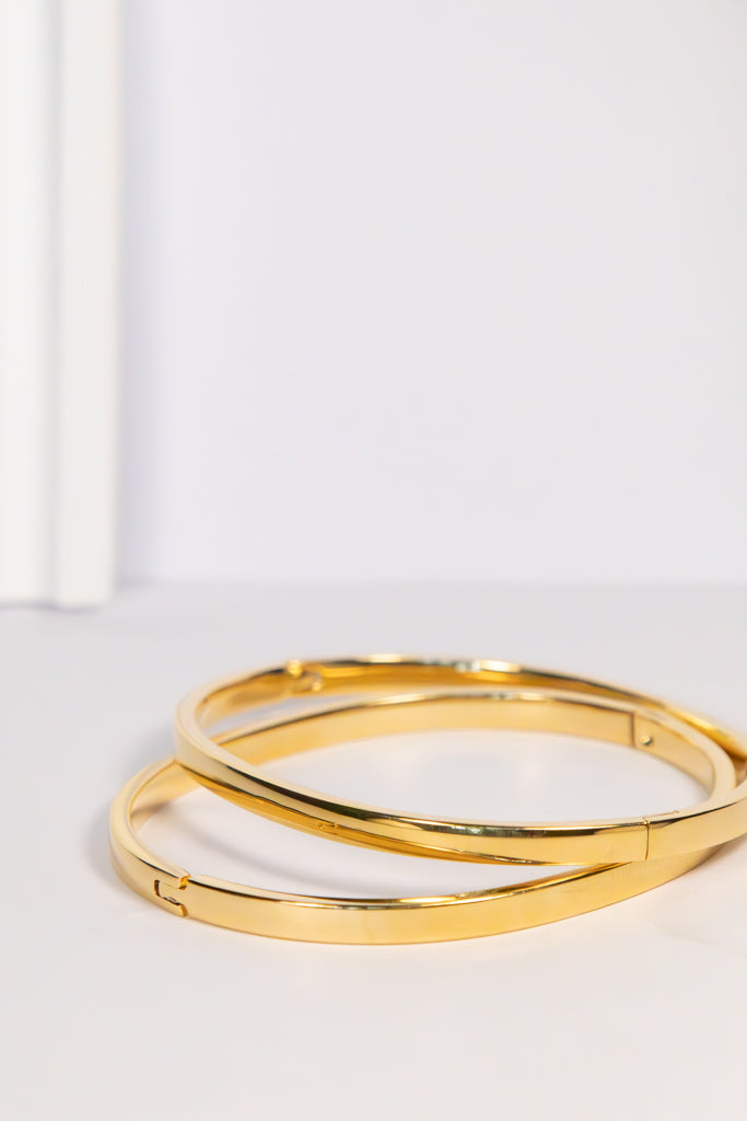 Gold Clip Bangle