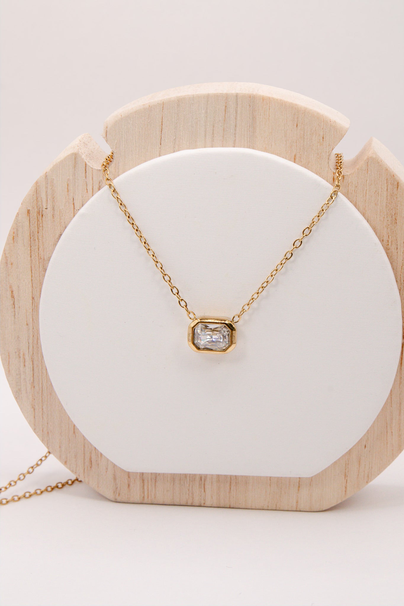 Snow Glow Necklace