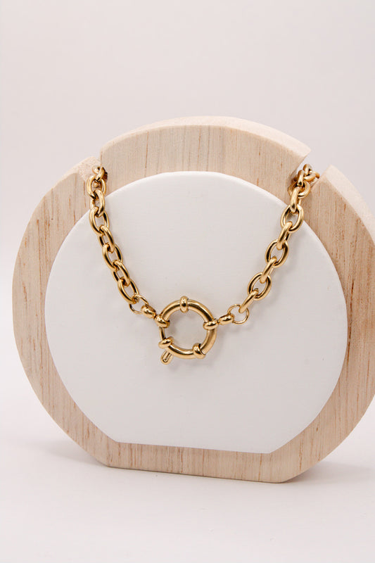 Vintage Clasp Necklace