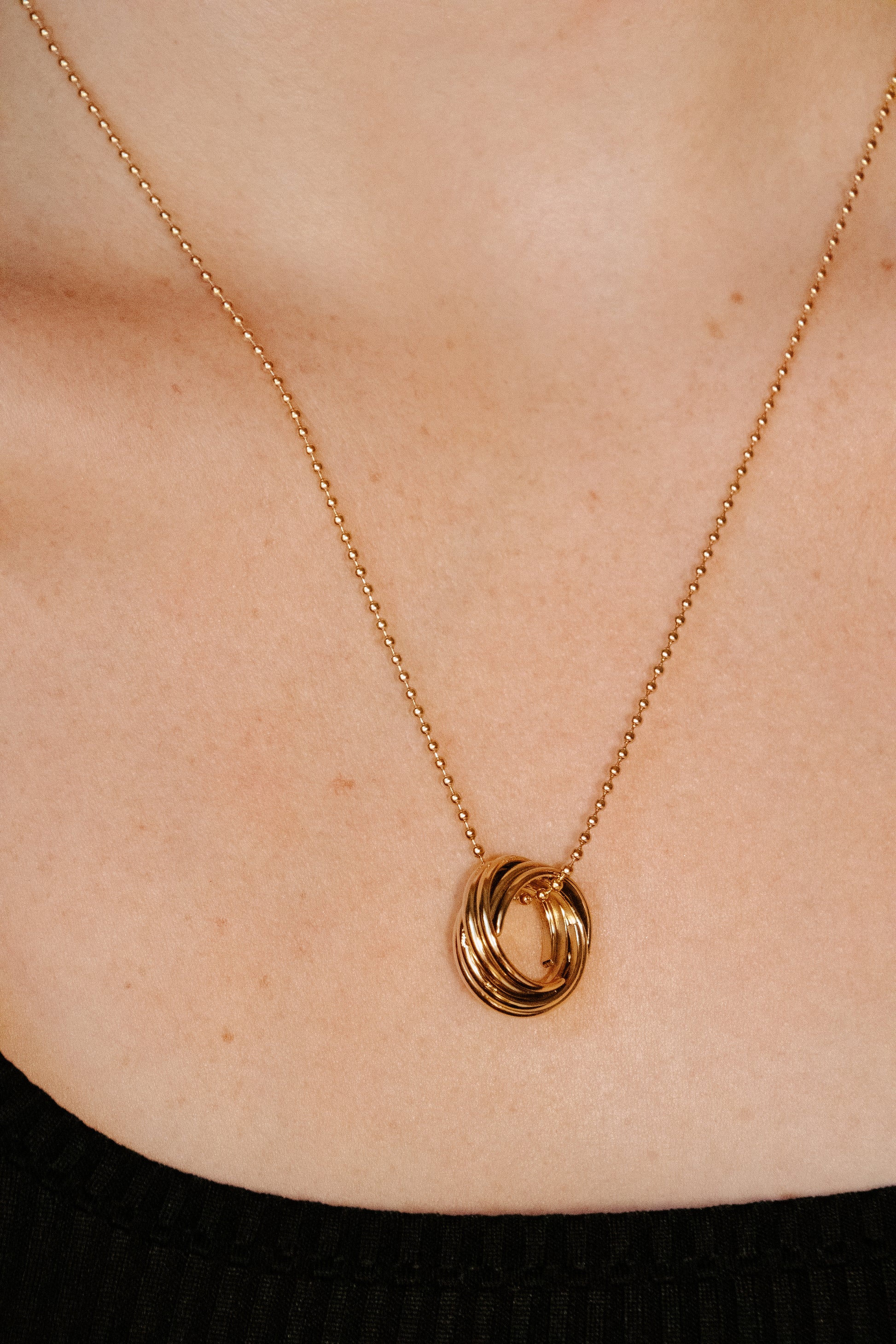 Golden Halo Necklace.