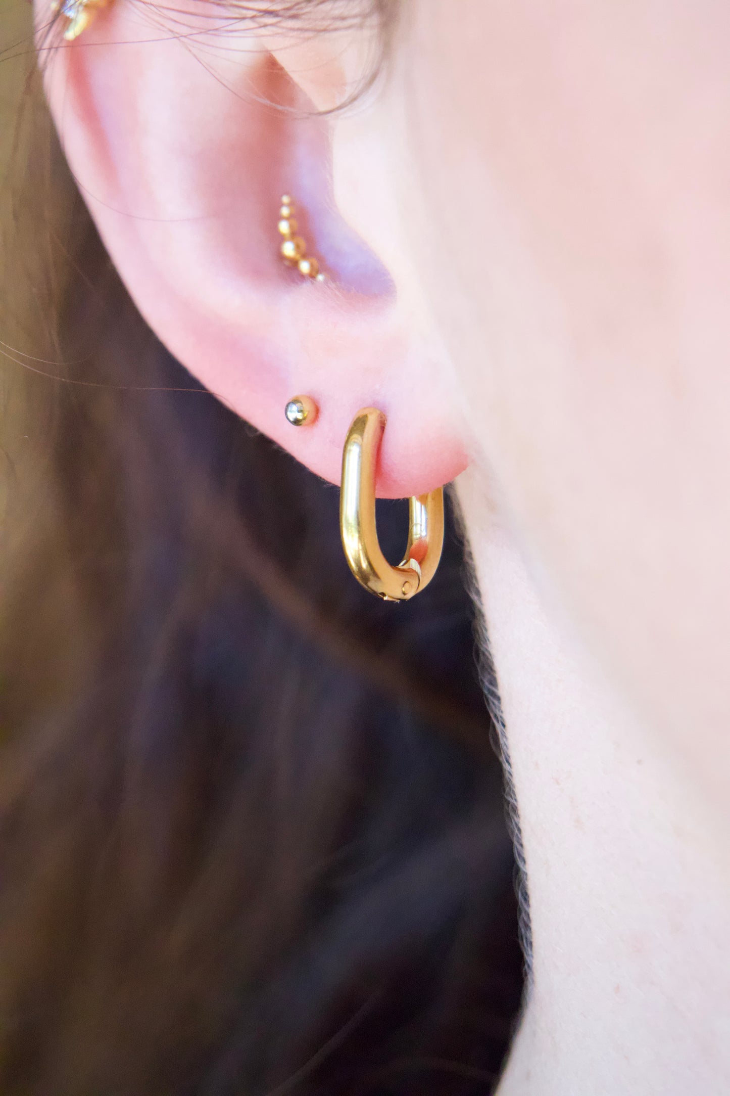 Interlocking Hoops