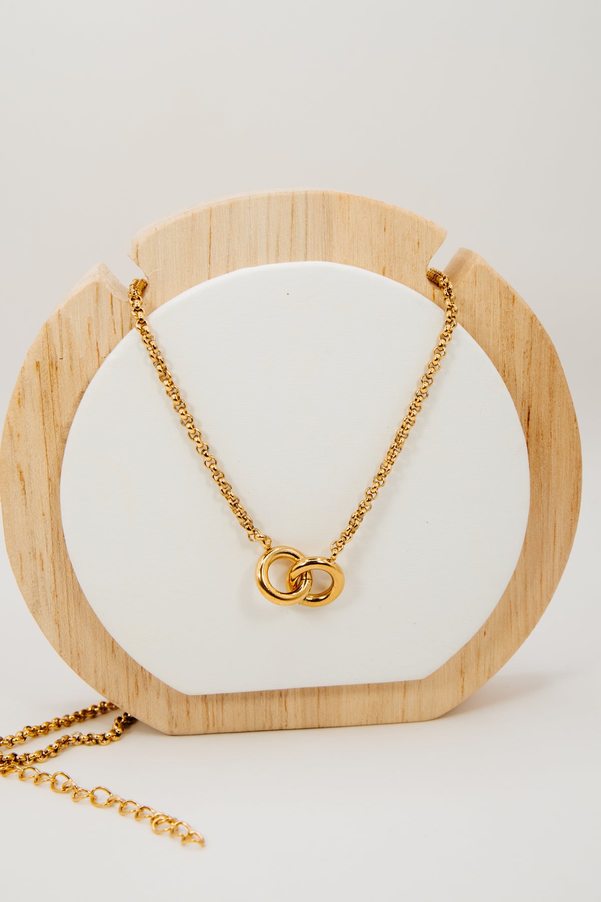 Roundabout Necklace.