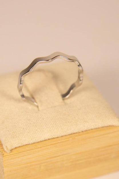 Dainty Zara Ring