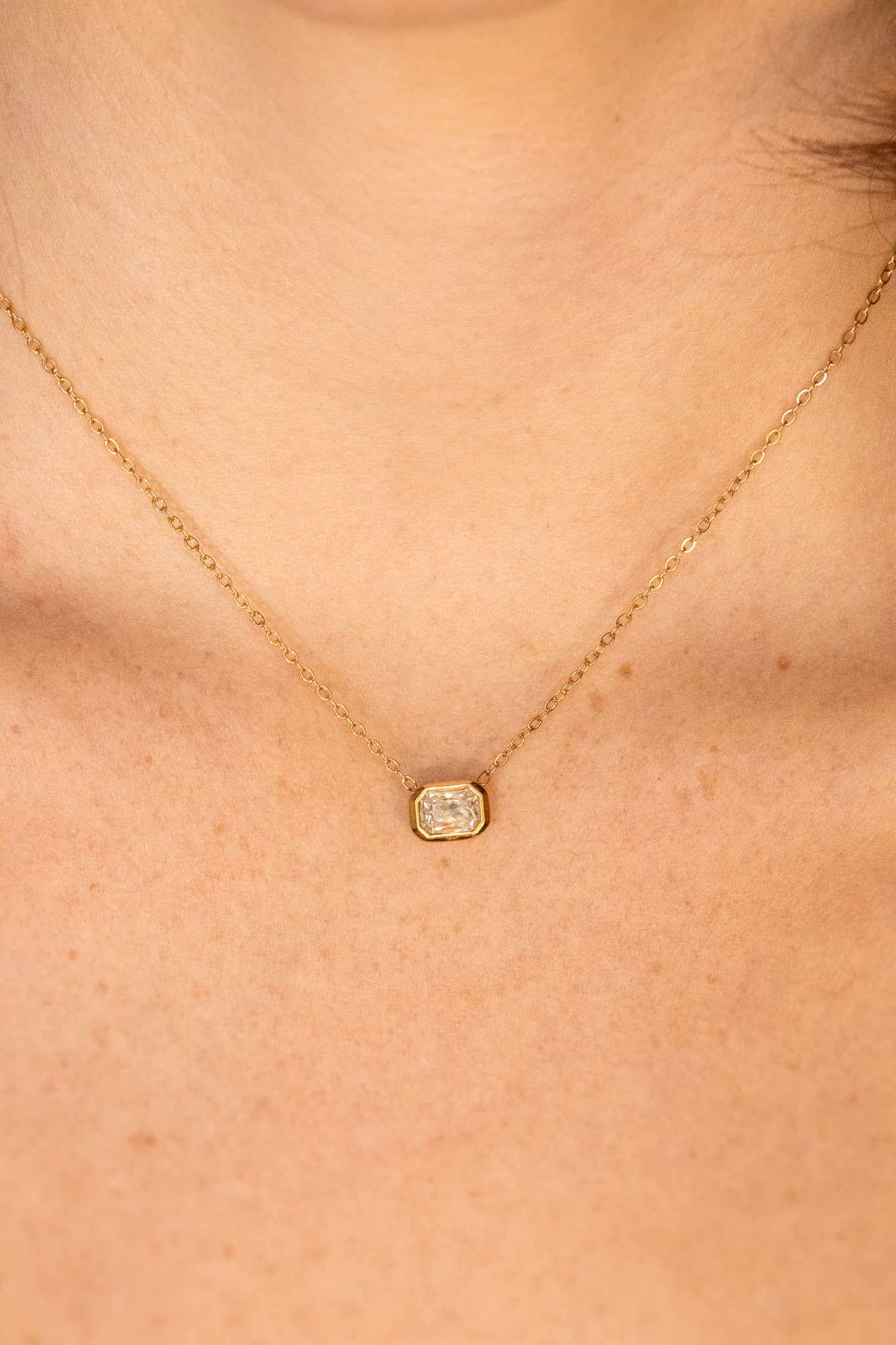 Snow Glow Necklace