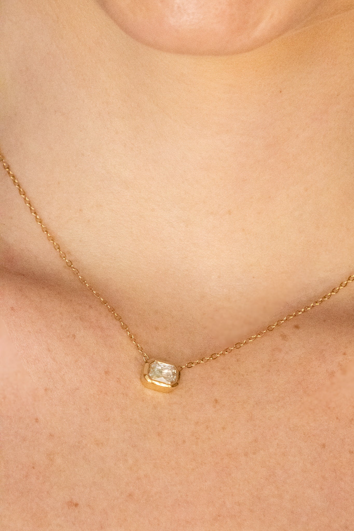 Snow Glow Necklace